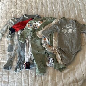 8 Piece Assorted 0-3mo. baby boy long sleeve clothes (019)